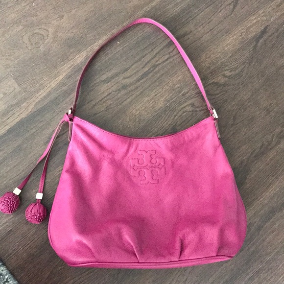 Tory Burch Handbags - Fuchsia Tory Burch Leather Purse!